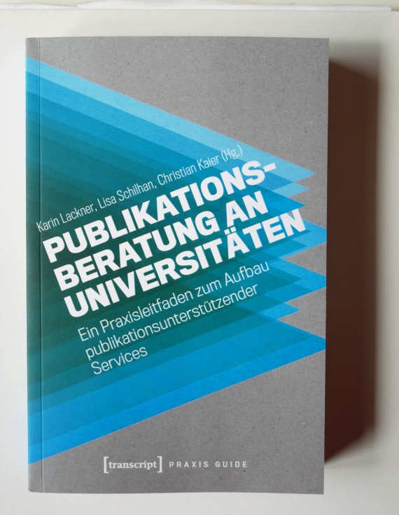 Cover Praxis Guide "Publikationsberatung an Universitäten" (transcript, 2020)